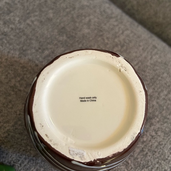 NWOT Chocolate-Covered Strawberry Jar - Picture 9 of 11